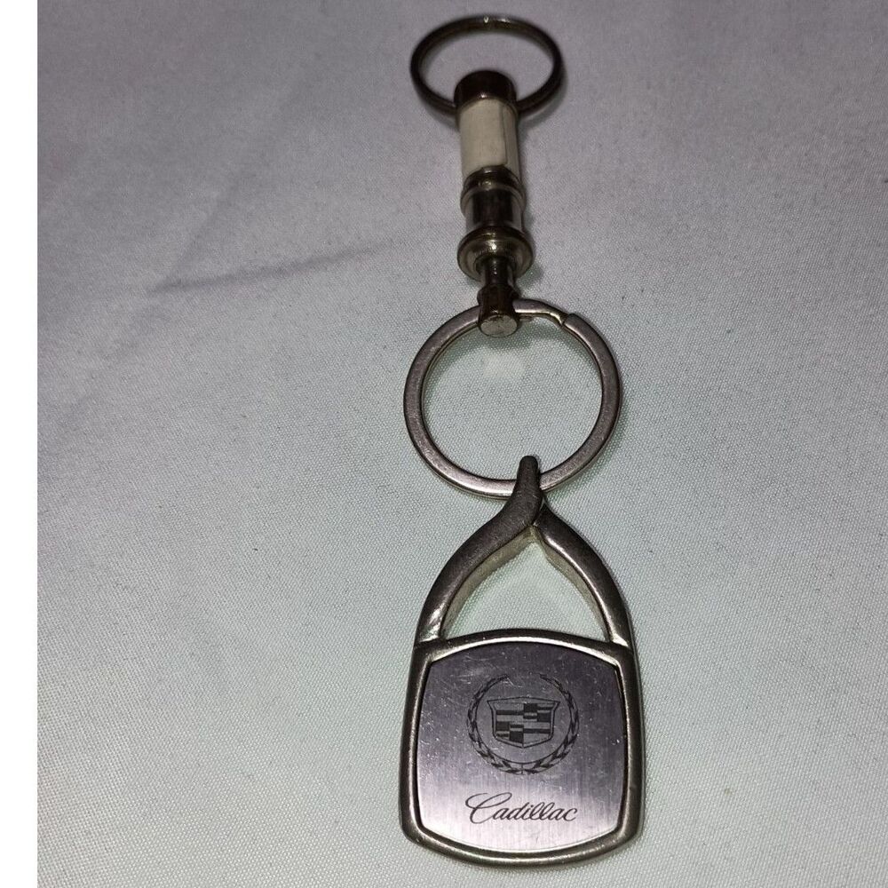 Cadillac Silver Key Chain with Logo (Size 5.5 inches)